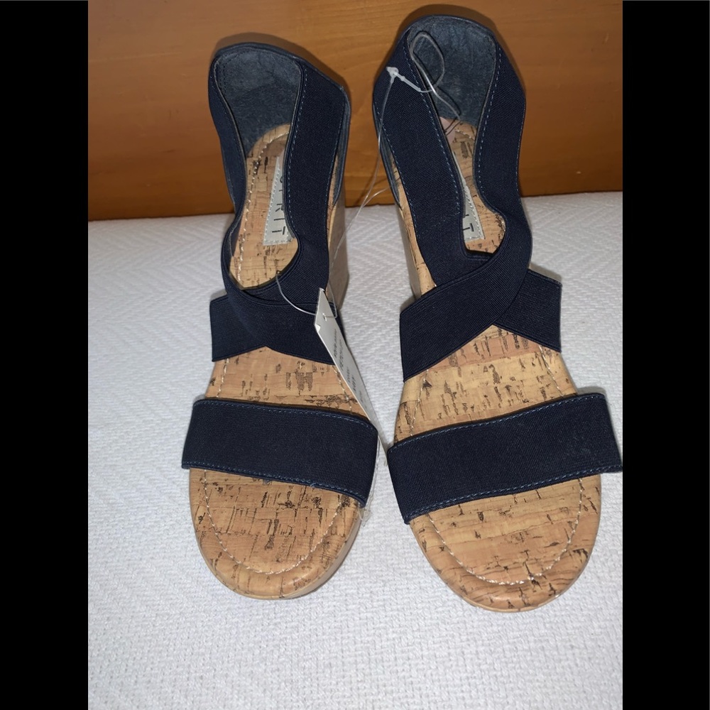 NWT, Esprit Blue Sandals, Size 7.5